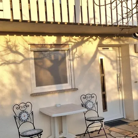 Appartement Eva's - Angenehm Kuehles Erdgeschoss-apartment Business&monteur&relax Durbheim